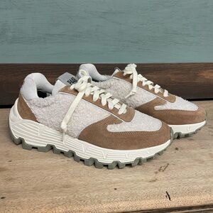 P448 Cream and Tan Athletic Shoes